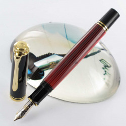 Stylo Plume Pelikan® "Souverain 600" Noir/Rouge Or mécanisme à piston et plume Or 14 Ct