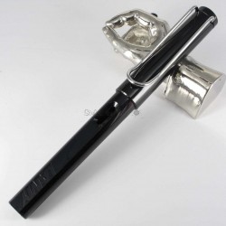 Stylo Plume LAMY Safari Noir Brillant M