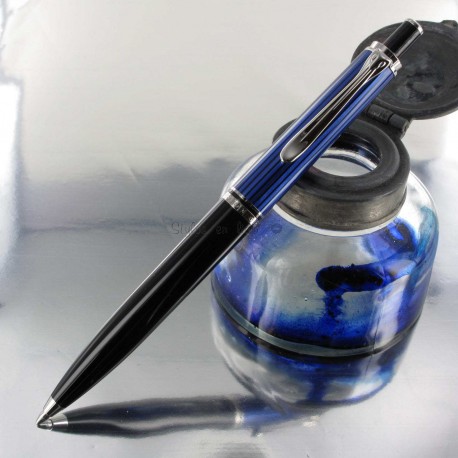 6"SOUVERAN 405" STYLO BILLE NOIR/BLEU attributs plaqués argent 6"SOUVERAN 405" STYLO BILLE NOIR/BLEU attributs plaqués argent