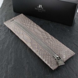 Trousse Plate Cuir Mignon® Python Métal Perle