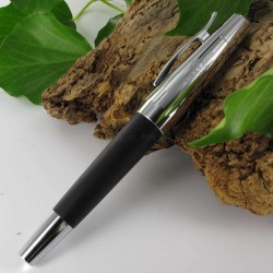 STYLO ROLLER en Bois de poirier et Métal chromé (nuit)