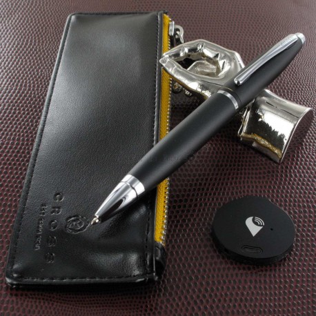 Coffret stylo Bille et Etui TrackR Cross® "Calais" Noir Coffret stylo Bille et Etui TrackR Cross® "Calais" Noir
