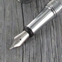 Stylo Plume Hugo Boss® Essential® Mat Chrome