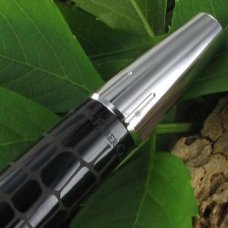 Collection "E-MOTION" résine STYLO-BILLE CROCO noir
