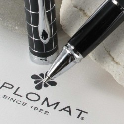 Stylo Roller Diplomat® Excellence A Rhomb Guilloché Lapis Noir Chrome