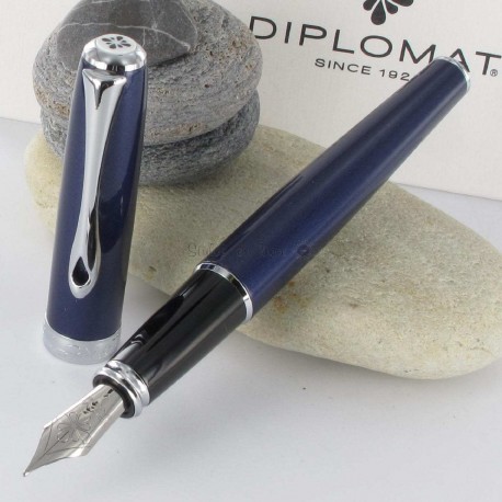 Stylo Plume Diplomat® Excellence A Bleu Nuit Stylo Plume Diplomat® Excellence A Bleu Nuit