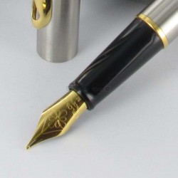 Stylo Plume Diplomat® Traveller Acier Doré