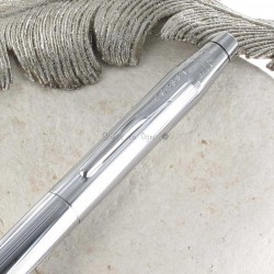 Stylo Plume Moyenne Cross® Classic Century Chrome