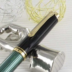 "SOUVERAN 400" STYLO PLUME NOIR/VERT mécanisme à piston et plume OR 14 carats / attributs plaqués argent