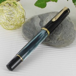 Stylo Plume Moyenne Pelikan® "Tradition M200" Vert Marbré à piston et plume acier