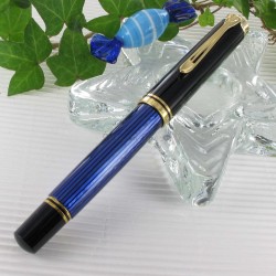 Stylo Plume moyenne Pelikan® "Souverain 800" Noir/Bleu à piston et plume Or 18 K