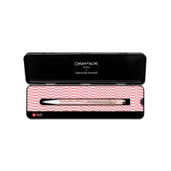 Stylo Bille Caran d'Ache® 849 "Alexander Girard" Rose