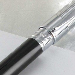 Stylo Plume ST Dupont® D-Initial Noir Chrome