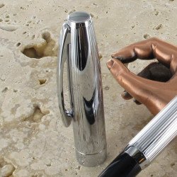 Stylo Plume Fine Sagaris Sheaffer® Acier Chrome Guilloché