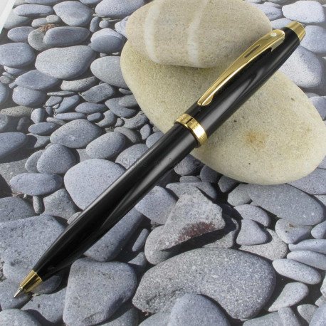 Stylo Bille Sheaffer® "Serie 100" Laqué noir Doré Stylo Bille Sheaffer® "Serie 100" Laqué noir Doré