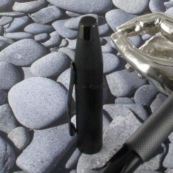 Stylo Plume Moyenne Cross® Classic Century Noir Mat