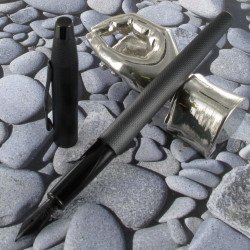 Stylo Plume Moyenne Cross® Classic Century Noir Mat