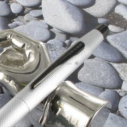 Stylo Plume Moyenne Cross® Classic Century Chromé Brossé