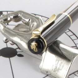 Stylo Plume Moyenne Pelikan® "Tradition M200" Brun Marbré à piston et plume plaqué Or