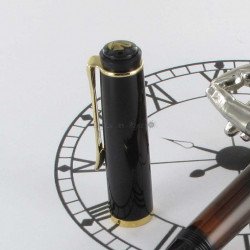 Stylo Plume Moyenne Pelikan® "Tradition M200" Brun Marbré à piston et plume plaqué Or