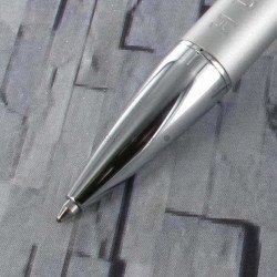 Stylo Bille Hugo Boss® Inception® Chromé