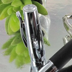 STYLO PLUME "e-motion"bois de poirier nuit,métal chromé