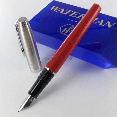 Stylo Plume WATERMAN® Emblème Rouge CT Stylo Plume WATERMAN® Emblème Rouge CT