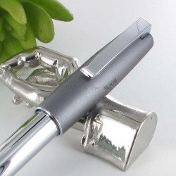 Stylo Plume Faber Castell® "Loom Metallic" Gris