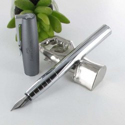 Stylo Plume Faber Castell® "Loom Metallic" Gris