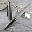 Stylo Plume Moyenne Cross® ATX Titane Sablé Guilloché