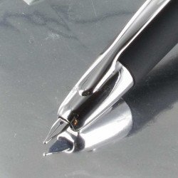 Stylo Plume Pilot® Capless Noir Mat Rhodié, plume moyenne