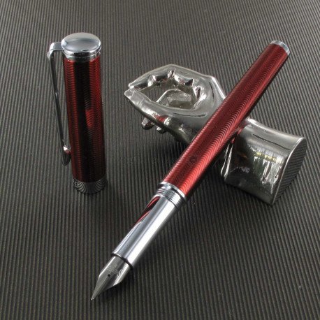 Stylo Plume Moyenne Sheaffer® "Intensity" Torsade Rouge Stylo Plume Moyenne Sheaffer® "Intensity" Torsade Rouge