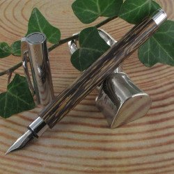 STYLO PLUME "Ambition"bois de cocotier,attributs chromés
