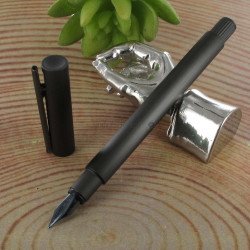 Stylo Plume Moyenne Faber Castell® "NEO" Aluminium Noir Mat