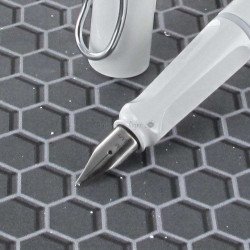 Stylo Plume Moyenne LAMY Safari Blanc