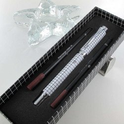 Coffret Stylo Roller Oberthur "Orion" Blanc/Carreaux + 2 recharges offertes