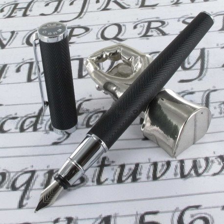 Stylo Plume Hugo Boss® Formation Herringbone Chrome Stylo Plume Hugo Boss® Formation Herringbone Chrome