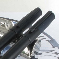 Stylo Plume Hugo Boss® Gear MINIMAL Noir & Bleu