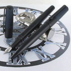 Stylo Plume Hugo Boss® Gear MINIMAL Noir & Bleu