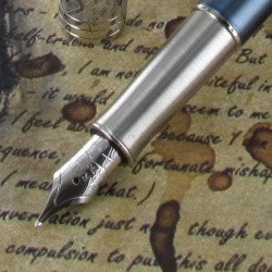 Stylo Plume Moyenne PARKER® SONNET Bleu & Métal