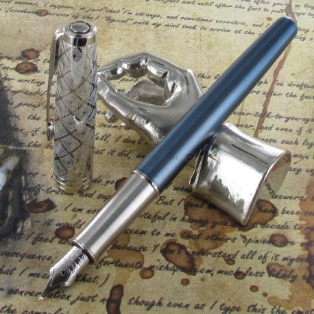 Stylo Plume Moyenne PARKER® SONNET Bleu & Métal Stylo Plume Moyenne PARKER® SONNET Bleu & Métal