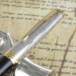 Stylo Bille PARKER® SONNET Noir & Métal Finition Or