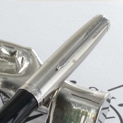 Stylo Bille PARKER® 51 Noir Intense Chromé