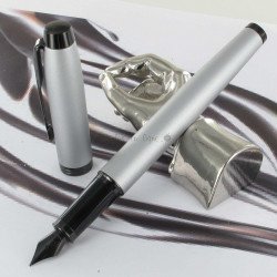 Stylo Plume Moyenne PARKER® IM Achromatique Gris Mat