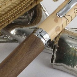 Stylo Bille Oberthur® "Olympe" Bois de Noyer + Etui trousse offert
