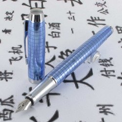 Stylo Plume Moyenne Parker® IM Blue Brillant