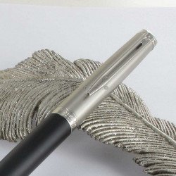 Stylo Plume Fine WATERMAN® Hémisphère Essentiel Acier Noir Mat