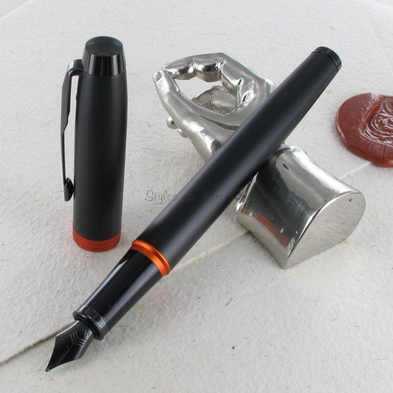 Stylo Plume Moyenne PARKER® IM Vibrant Rings Orange Stylo Plume Moyenne PARKER® IM Vibrant Rings Orange
