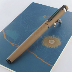 Stylo Plume Moyenne Hugo Boss® Loop® Iconic Camel