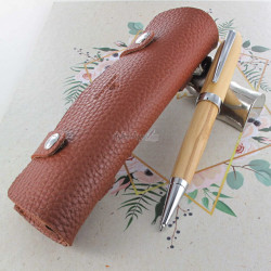 Stylo Bille Oberthur® "Quito" Bois d'Olivier + Etui Manta offert